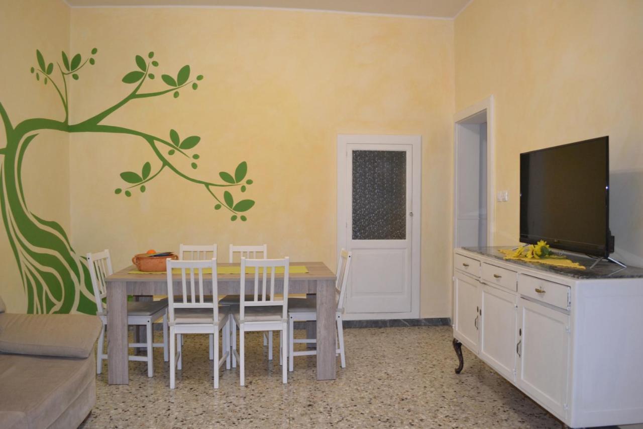 הוילה Casa Vacanze Raggio Di Sole מונופולי מראה חיצוני תמונה
